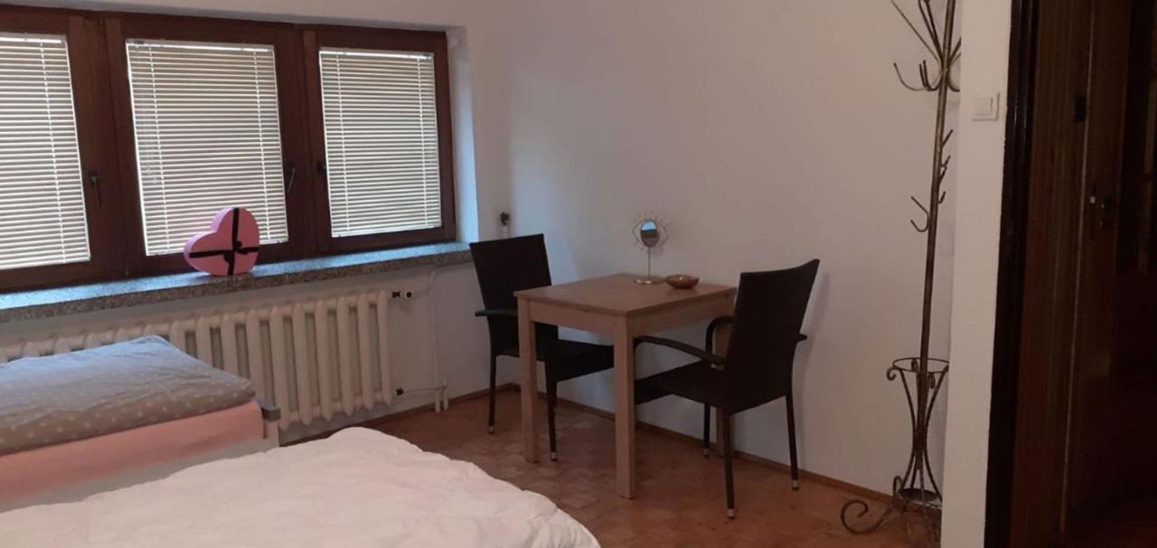 Kurp - Pokoje Goscinne, Wyst Faktury Ostroleka  Exterior foto